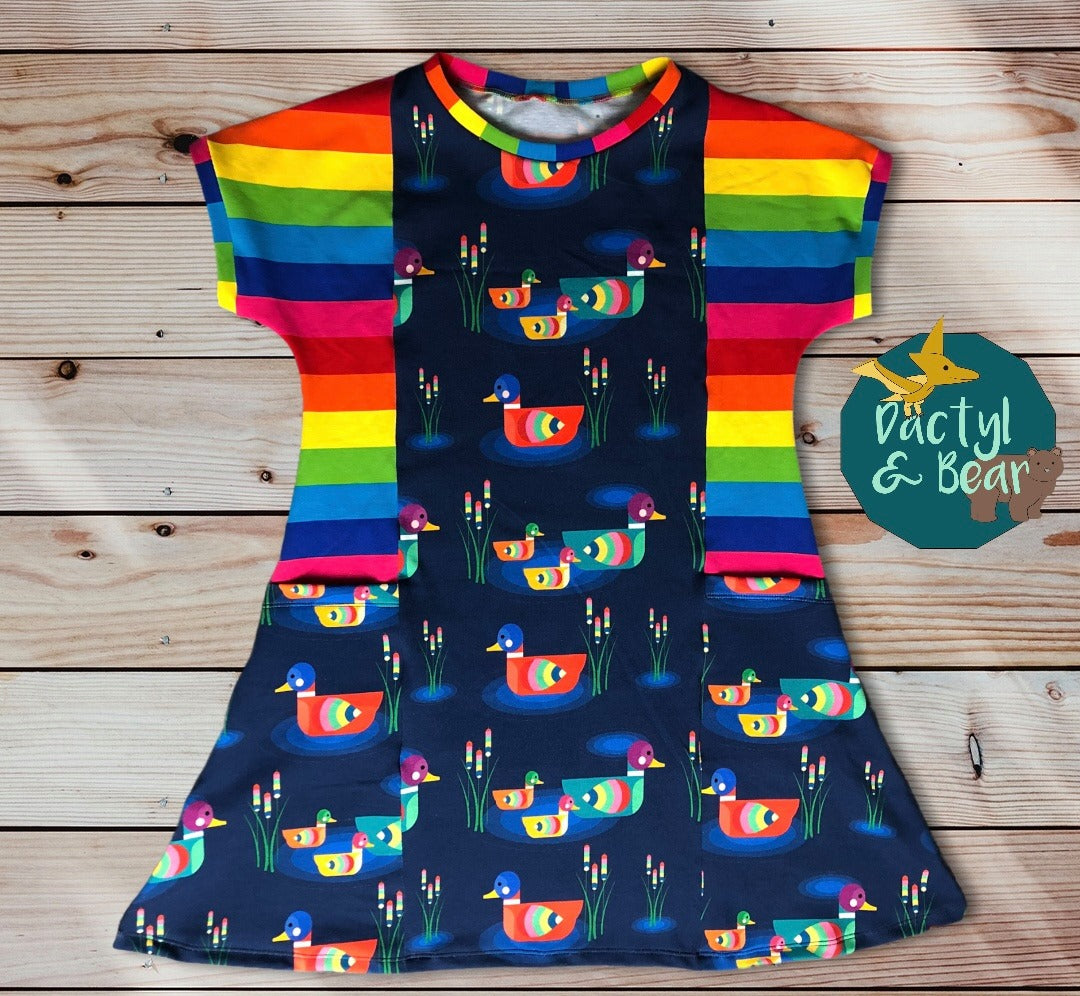 Tunic dress with pockets